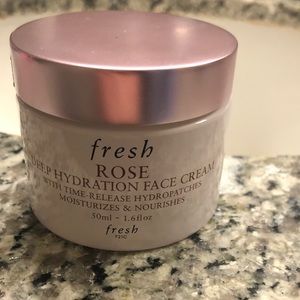 Fresh Rose Deep Hydration Face Cream